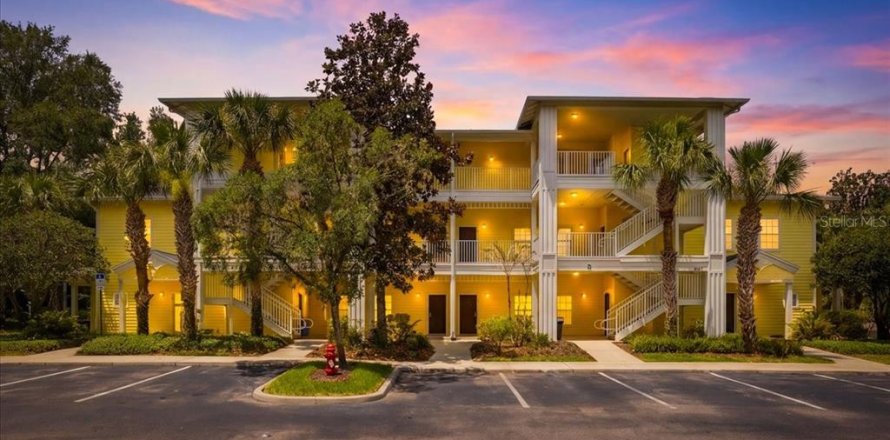 Condo à Davenport, Floride, 2 chambres  № 2219690