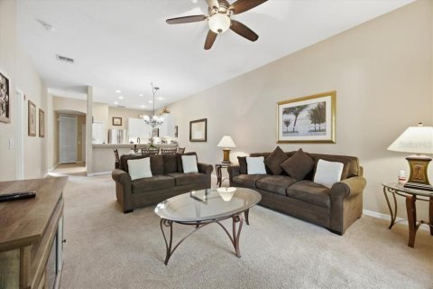 Copropriété à vendre à Davenport, Floride: 2 chambres, 108.97 m2 № 2219690 - photo 11
