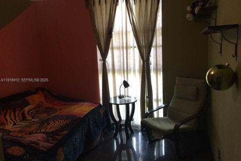 Condominio en alquiler en Hallandale Beach, Florida, 2 dormitorios, 111.48 m2 № 2054211 - foto 9