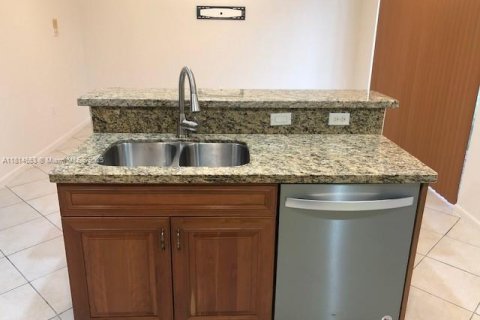 Adosado en alquiler en Miramar, Florida, 4 dormitorios, 168.62 m2 № 1943192 - foto 7