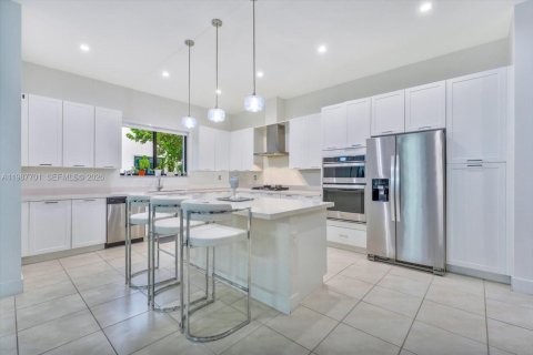 Casa en venta en Doral, Florida, 4 dormitorios, 265.98 m2 № 2048977 - foto 5