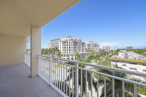 Condo in Boca Raton, Florida, 2 bedrooms № 2247919 - photo 20
