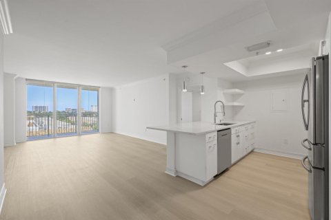 Condo in Boca Raton, Florida, 2 bedrooms № 2247919 - photo 11