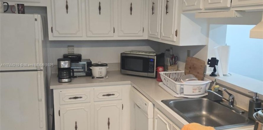 Квартира в Майами, Флорида 1 спальня, 70.23м2 № 1985122