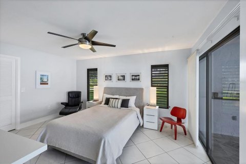 Casa en venta en Sarasota, Florida, 2 dormitorios, 158.12 m2 № 1843065 - foto 29