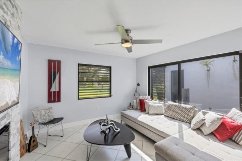 Casa en venta en Sarasota, Florida, 2 dormitorios, 158.12 m2 № 1843065 - foto 14