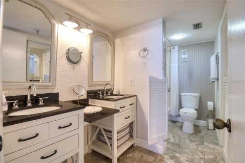 Condo in Hudson, Florida, 1 bedroom № 2102906 - photo 13