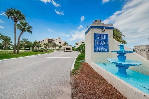 Condo in Hudson, Florida, 1 bedroom  № 2102906 - photo 15