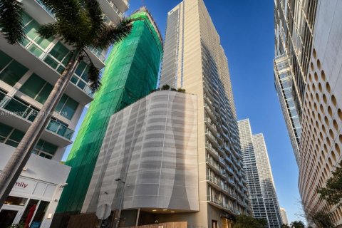 Condo in Miami, Florida, 1 bedroom  № 2272370 - photo 3