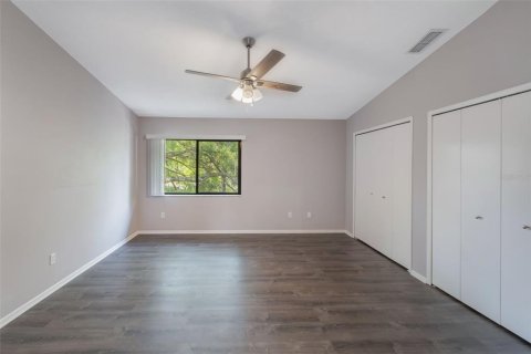 Townhouse in Winter Springs, Florida 3 bedrooms, 135.64 sq.m. № 1742815 - photo 16
