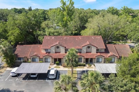 Townhouse in Winter Springs, Florida 3 bedrooms, 135.64 sq.m. № 1742815 - photo 26