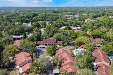 Townhouse in Winter Springs, Florida 3 bedrooms, 135.64 sq.m. № 1742815 - photo 30