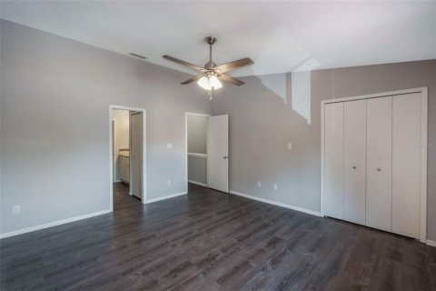 Townhouse in Winter Springs, Florida 3 bedrooms, 135.64 sq.m. № 1742815 - photo 14