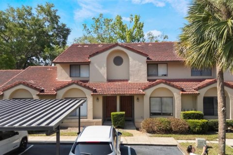 Townhouse in Winter Springs, Florida 3 bedrooms, 135.64 sq.m. № 1742815 - photo 25