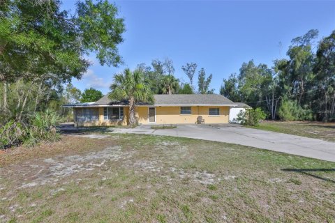 House in Wimauma, Florida 3 bedrooms, 149.76 sq.m. № 2131574 - photo 3