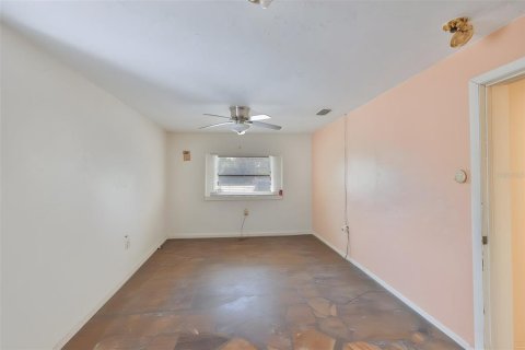 House in Wimauma, Florida 3 bedrooms, 149.76 sq.m. № 2131574 - photo 20