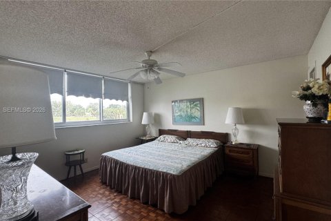 Condominio en alquiler en Pembroke Pines, Florida, 2 dormitorios, 108.7 m2 № 2006745 - foto 11