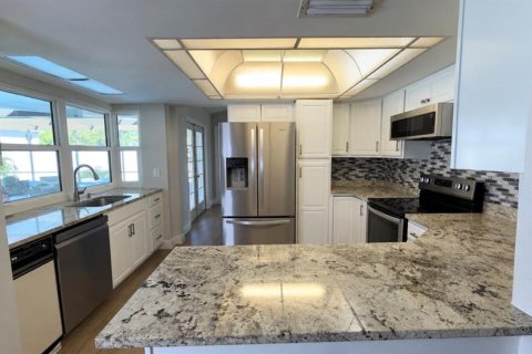 Casa en venta en Port Richey, Florida, 3 dormitorios, 149.85 m2 № 2429238 - foto 8