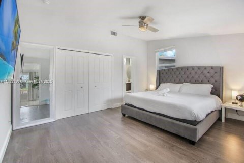 Casa en venta en Fort Lauderdale, Florida, 4 dormitorios, 172.98 m2 № 1887977 - foto 13
