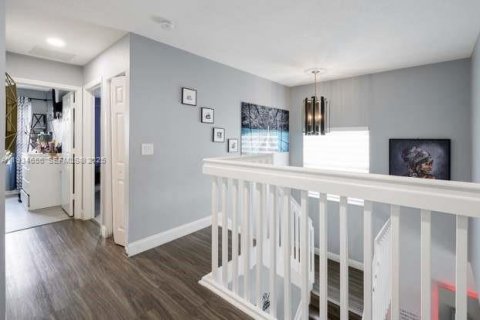 House in Royal Palm Beach, Florida 4 bedrooms, 233.28 sq.m. № 1992854 - photo 9