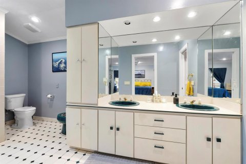 House in Fort Lauderdale, Florida 3 bedrooms, 200.95 sq.m. № 2174262 - photo 28