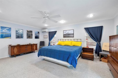 House in Fort Lauderdale, Florida 3 bedrooms, 200.95 sq.m. № 2174262 - photo 25