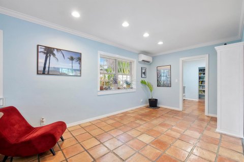 House in Fort Lauderdale, Florida 3 bedrooms, 200.95 sq.m. № 2174262 - photo 15