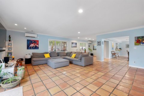 House in Fort Lauderdale, Florida 3 bedrooms, 200.95 sq.m. № 2174262 - photo 21