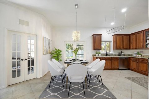 House in Gainesville, Florida 5 bedrooms, 204.38 sq.m. № 1537649 - photo 7