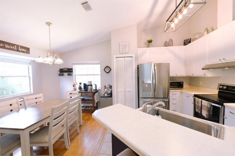 Casa en venta en Gainesville, Florida, 3 dormitorios, 125.98 m2 № 1791122 - foto 10