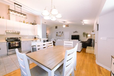 Casa en venta en Gainesville, Florida, 3 dormitorios, 125.98 m2 № 1791122 - foto 7