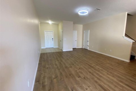 Touwnhouse à louer à Hudson, Floride: 3 chambres, 154.78 m2 № 2156422 - photo 7