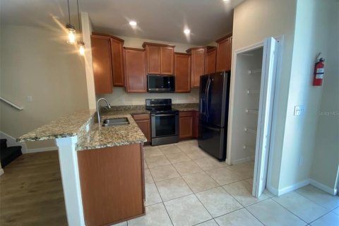 Touwnhouse à louer à Hudson, Floride: 3 chambres, 154.78 m2 № 2156422 - photo 5