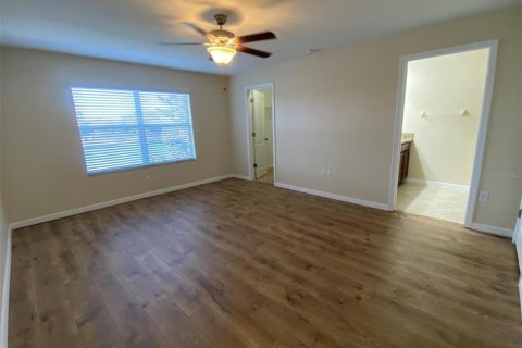 Touwnhouse à louer à Hudson, Floride: 3 chambres, 154.78 m2 № 2156422 - photo 17