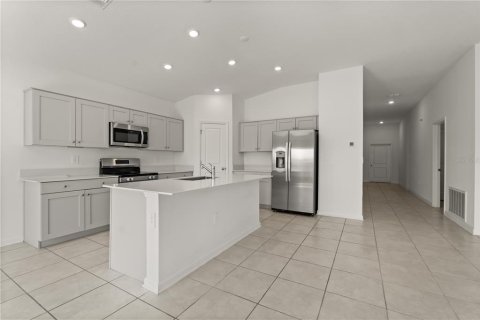 Casa en venta en Haines City, Florida, 4 dormitorios, 181.16 m2 № 1857852 - foto 7