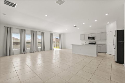 Casa en venta en Haines City, Florida, 4 dormitorios, 181.16 m2 № 1857852 - foto 8