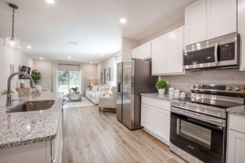 Casa en venta en Brooksville, Florida, 4 dormitorios, 174.28 m2 № 2228411 - foto 4