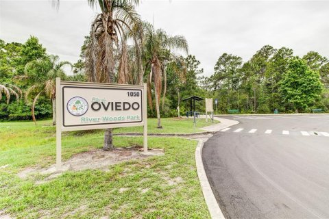 House in Oviedo, Florida 4 bedrooms, 218.78 sq.m. № 2091692 - photo 27