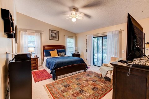House in Oviedo, Florida 4 bedrooms, 218.78 sq.m. № 2091692 - photo 11