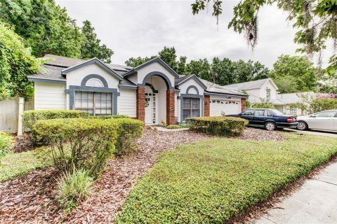 House in Oviedo, Florida 4 bedrooms, 218.78 sq.m. № 2091692 - photo 3