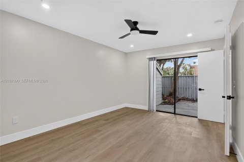 Touwnhouse à vendre à North Lauderdale, Floride: 3 chambres, 116.31 m2 № 2428102 - photo 19