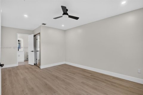 Touwnhouse à vendre à North Lauderdale, Floride: 3 chambres, 116.31 m2 № 2428102 - photo 21