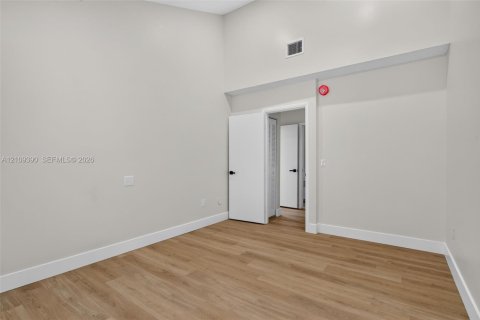 Touwnhouse à vendre à North Lauderdale, Floride: 3 chambres, 116.31 m2 № 2428102 - photo 27