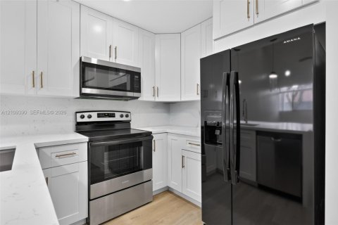 Touwnhouse à vendre à North Lauderdale, Floride: 3 chambres, 116.31 m2 № 2428102 - photo 13