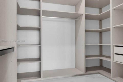 Condominio en venta en Miami, Florida, 3 dormitorios, 152.64 m2 № 1981990 - foto 27