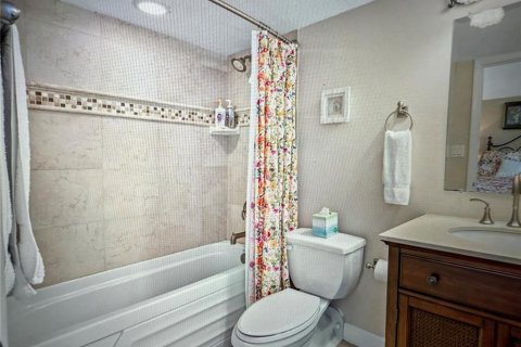 Condo in Clearwater, Florida, 2 bedrooms  № 1879767 - photo 22