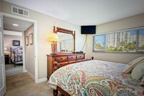 Condo in Clearwater, Florida, 2 bedrooms  № 1879767 - photo 21