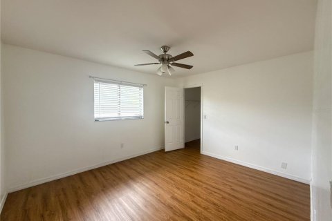 Casa en venta en Cape Coral, Florida, 3 dormitorios, 174.28 m2 № 2381197 - foto 15