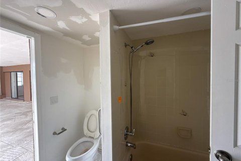 Casa en venta en Cape Coral, Florida, 3 dormitorios, 174.28 m2 № 2381197 - foto 20