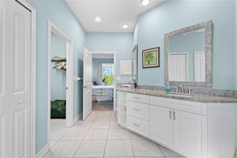 House in Englewood, Florida 3 bedrooms, 205.31 sq.m. № 1542809 - photo 22